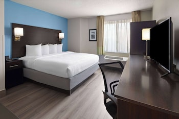 Room, 1 King Bed, Non Smoking