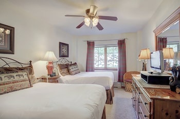 Condo, 3 Bedrooms