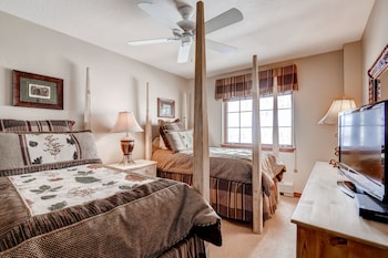 Premier Condo, 2 Bedrooms