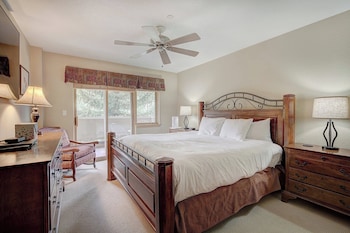 Premier Condo, 2 Bedrooms