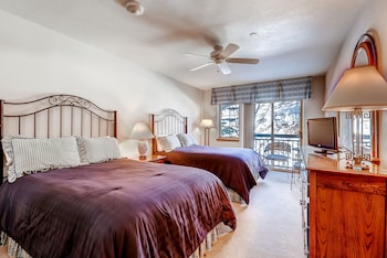 Condo, 3 Bedrooms