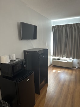 Deluxe Room, 2 Queen Beds, Non Smoking