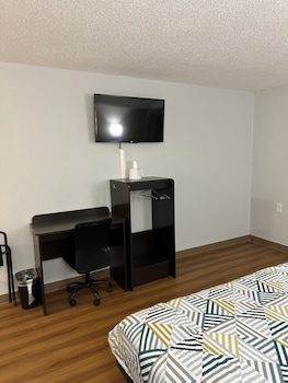 Deluxe Room, 1 Queen Bed, Non Smoking