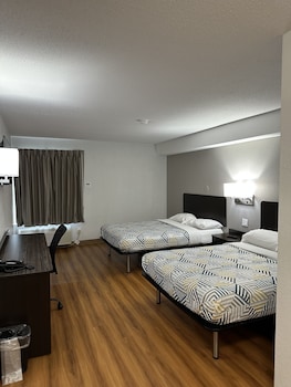 Standard Room, 2 Queen Beds, Non Smoking