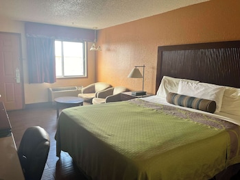 Room, 1 King Bed, Non Smoking