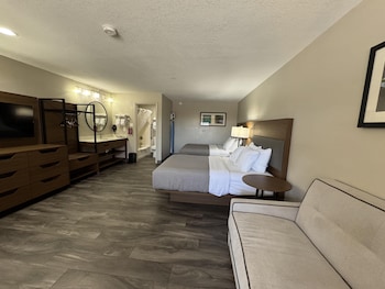 Suite, 2 Queen Beds, Non Smoking, Refrigerator & Microwave (with Sofabed)