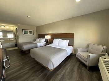 Standard Room, 2 Queen Beds, Non Smoking, Refrigerator & Microwave