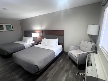Standard Room, 2 Queen Beds, Non Smoking, Refrigerator & Microwave