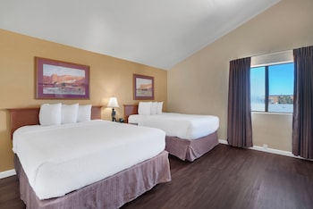 Standard Room, 2 Double Beds, Non Smoking