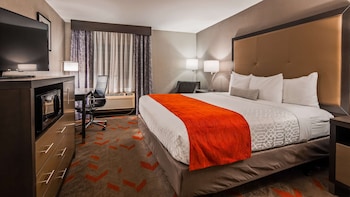 Standard Room, 1 King Bed, Accessible, Bathtub