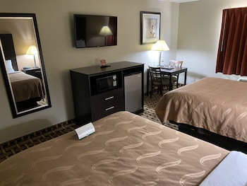 Standard Room, 2 Queen Beds, Non Smoking