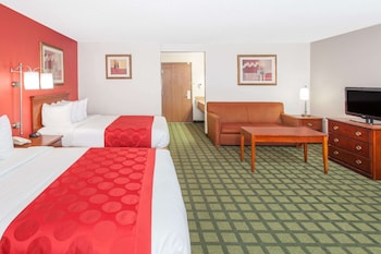 Deluxe Room, 2 Queen Beds, Non Smoking