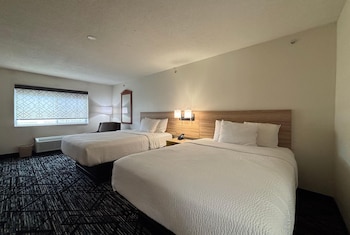 Deluxe Room, 2 Queen Beds, Non Smoking