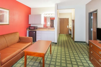 Suite, 1 King Bed, Non Smoking (One-Bedroom Suite)