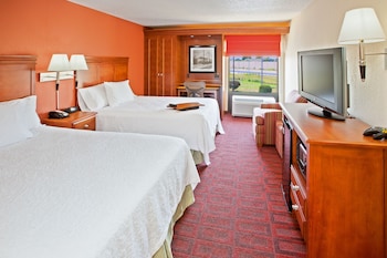 Room, 2 Queen Beds, Accessible, Non Smoking