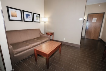 Suite, 1 King Bed, Non Smoking