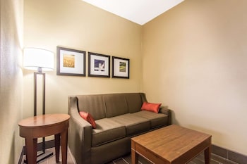 Suite, 2 Queen Beds, Non Smoking