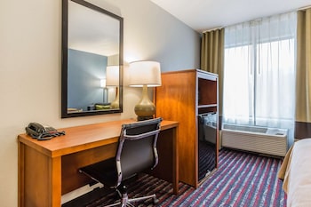 Room, 2 Queen Beds, Accessible, Non Smoking