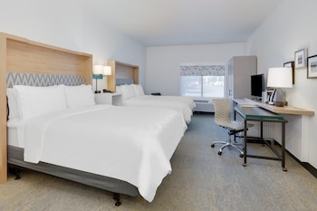 Standard Room, 2 Queen Beds, Accessible (Comm, Roll-In Shower)
