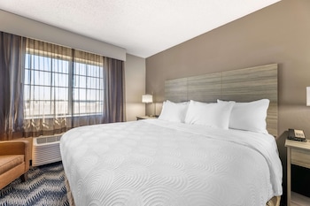 Family Suite, 1 King Bed with Sofa bed, Non Smoking