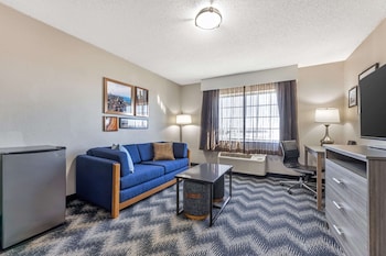 Family Suite, 1 King Bed with Sofa bed, Non Smoking