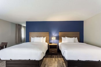 Suite, 2 Queen Beds, Non Smoking (Efficiency)