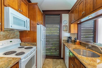 Royal Room, 1 Bedroom, Garden View (Unit 0047, 1 Bath)