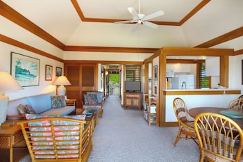 Room, 1 Bedroom, Partial Ocean View (Unit 318 ,1Bath)