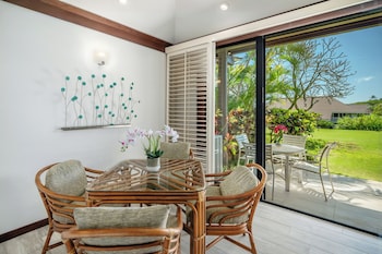 Royal Room, 1 Bedroom, Garden View (Unit 0084, 1 Bath)