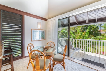 Royal Room, 1 Bedroom, Garden View (Unit 0047, 1 Bath)