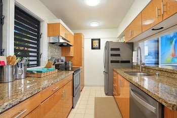 Room, 2 Bedrooms, Ocean View (Unit 213, 2 Bath)