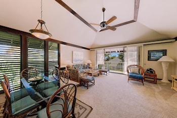 Royal Condo, 2 Bedrooms, Garden View