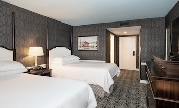 Room, 2 Double Beds (Governor Calvert)