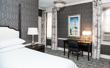Room, 1 King Bed (Maryland Inn)