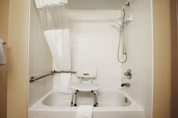 Double Room, 2 Double Beds, Accessible