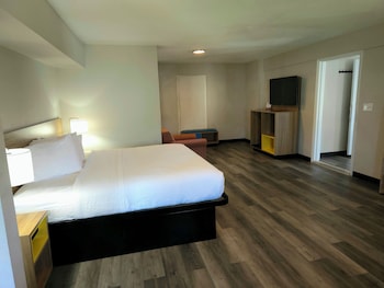 Suite, Multiple Beds, Non Smoking (Lighthouse Suite)