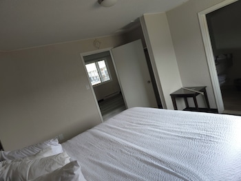Suite, 1 Bedroom, Non Smoking (1 King Bed, Edison Suite)
