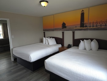 Suite, 1 Bedroom, Non Smoking (2 Queen Beds, Edison Suite)