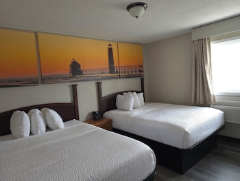 Suite, 1 Bedroom, Non Smoking (2 Queen Beds, Edison Suite)