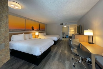 Room, 2 Queen Beds, Accessible, Non Smoking (Bathtub w/Grab Bars)