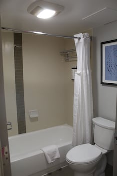 Room, Multiple Beds (High Floor, 2 Full Beds & 1 Sofabed)
