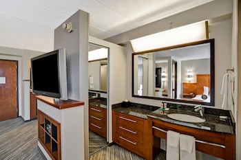 Room, Multiple Beds (High Floor, 2 Full Beds & 1 Sofabed)