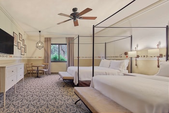Deluxe Room, 2 Double Beds