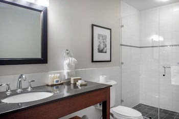 Suite (Hospitality Loft)