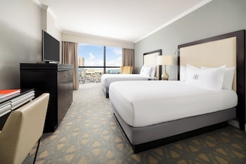 Premier Room, 2 Double Beds (Double-Double)