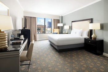 Deluxe Room, 1 King Bed, Mobility Accessible