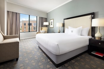 Executive Room, 1 King Bed (Premier)