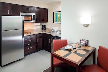 Suite, 1 Bedroom (Mobility/Hearing Accessible, Tub)