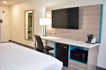 Standard Room, 1 King Bed, Non Smoking