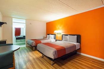 Standard Room, 2 Double Beds, Smoking